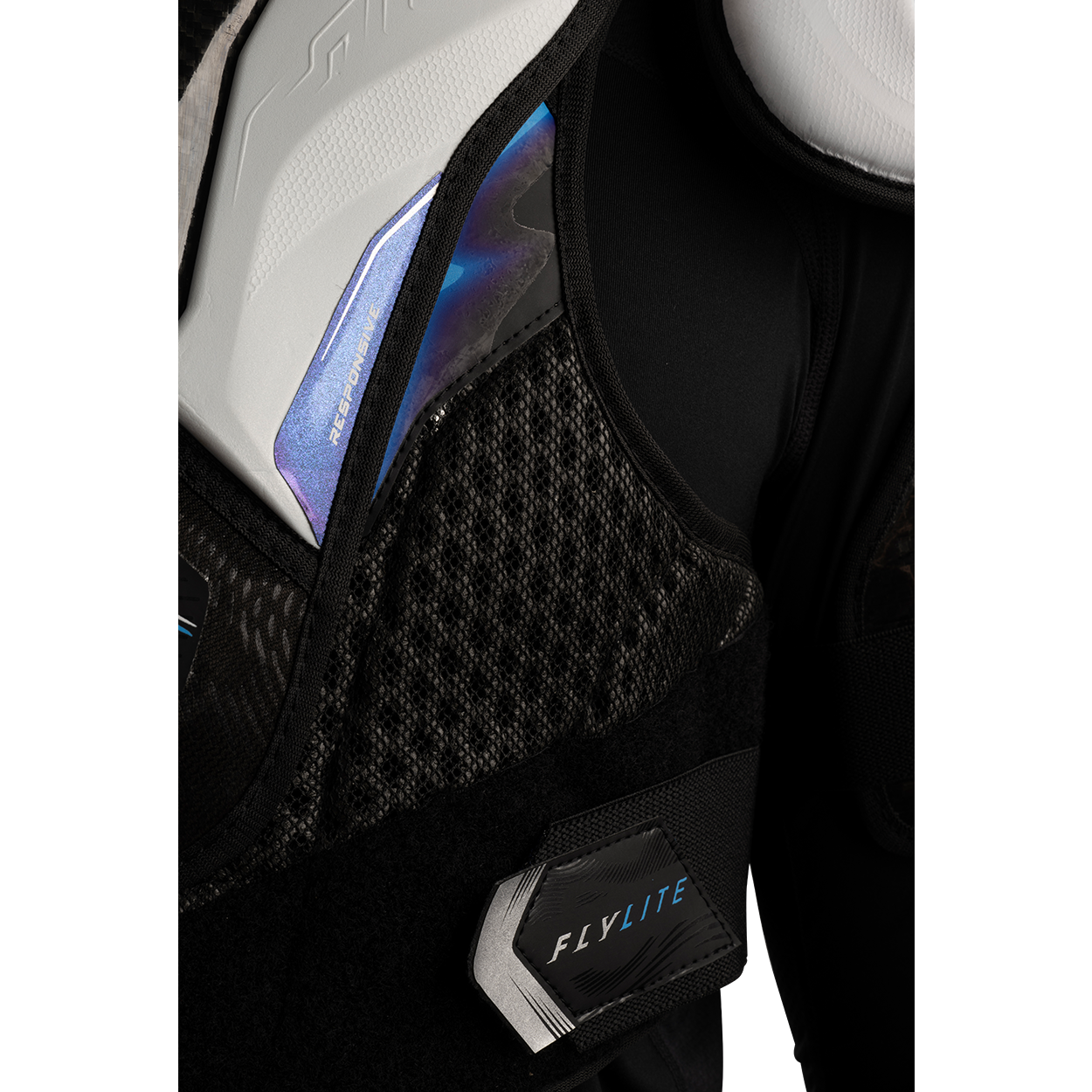 1064785_BTH25_PROTECTIVE_SHOULDER_VAPOR_FLYLITE_SR_front-detail_0bf87d26-7ecf-4a00-bb0e-c3633f38dfe7.png