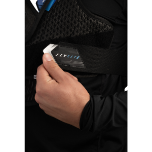 BAUER VAPOR FLYLITE SHOULDER PAD INTERMEDIATE