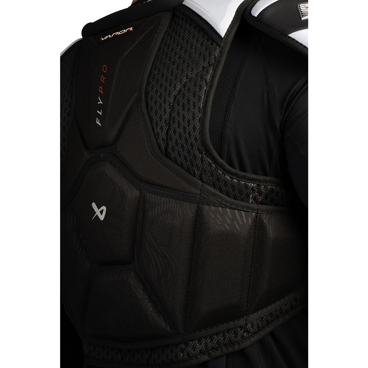 1064788_BTH25_PROTECTIVE_SHOULDER_VAPOR_FLYPRO_SR_spine-detail.png