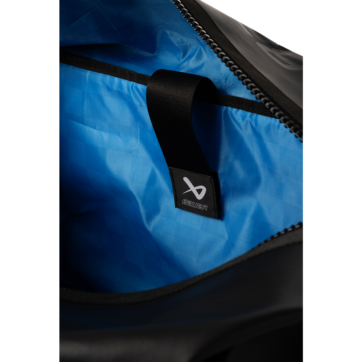 1064825_BTH25_BAG_BLUELINE-DUFFLE_interior-liner-detail.png