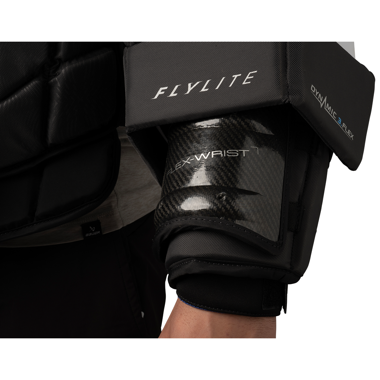 1064953_BTH25_GOAL_CHEST_VAPOR_FLYLITE_SR_wrist-detail-1_233d1328-f978-47c4-b2a0-a0ce9ff69199.png