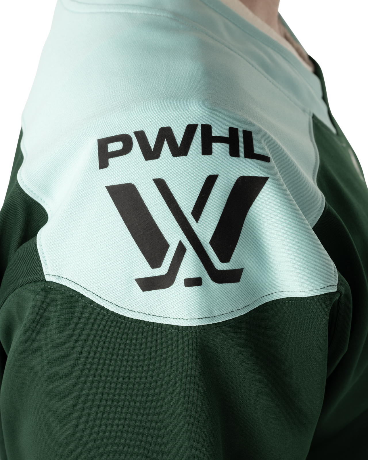 1066123_BTH24_APPAREL_PWHL_BOS_JERSEY_SR_1663.png