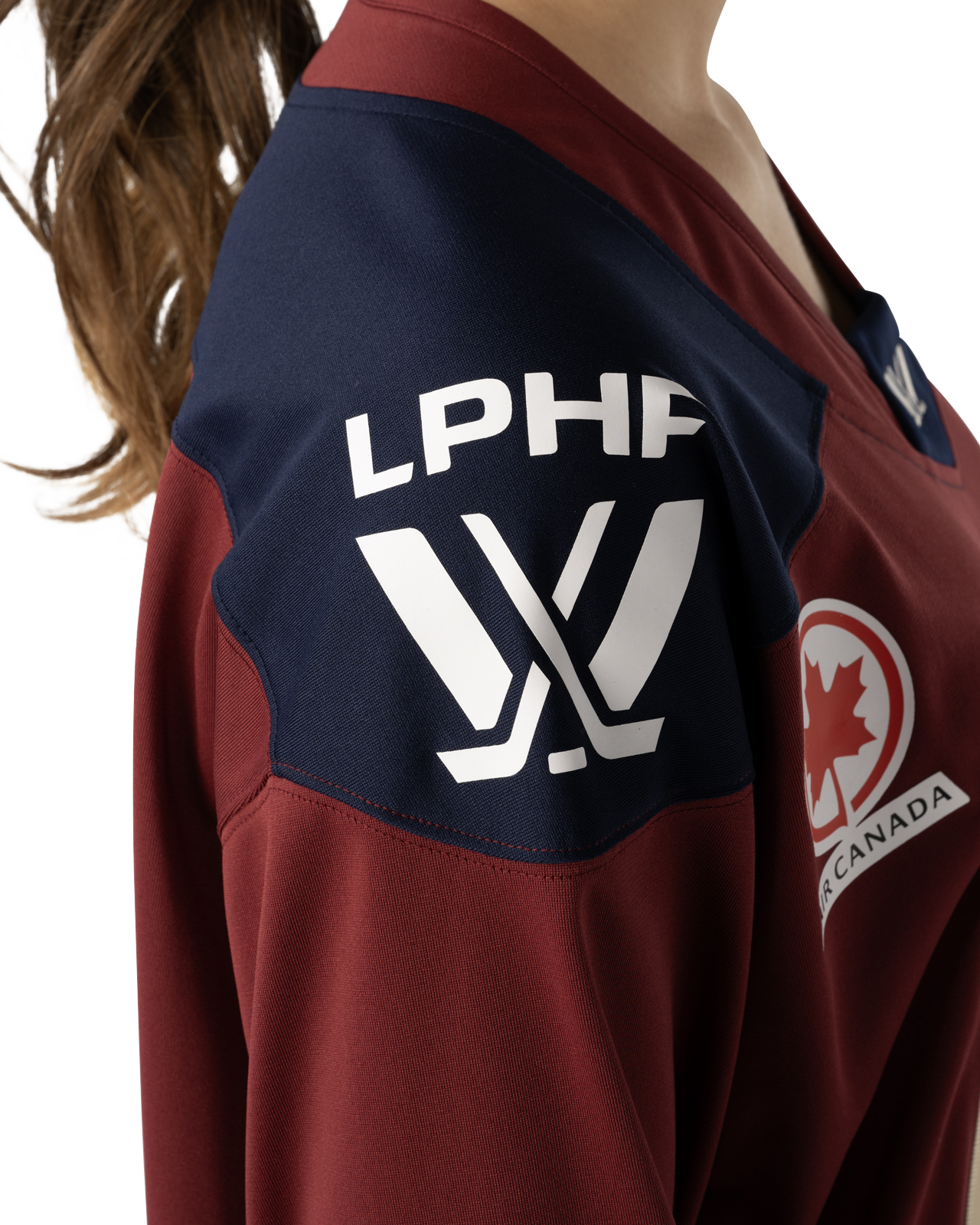 1066126_BTH24_APPAREL_PWHL_MTL_JERSEY_SR_1477.png