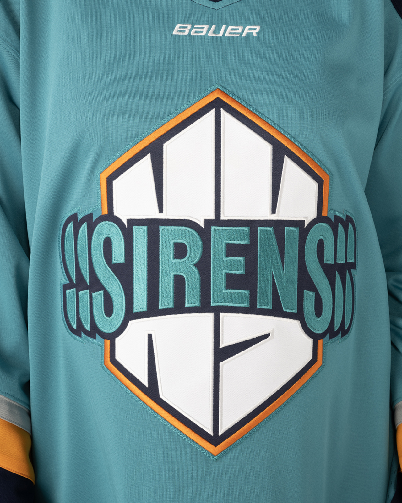 1066128_BTH24_APPAREL_PWHL_NY_JERSEY_SR_1067.png