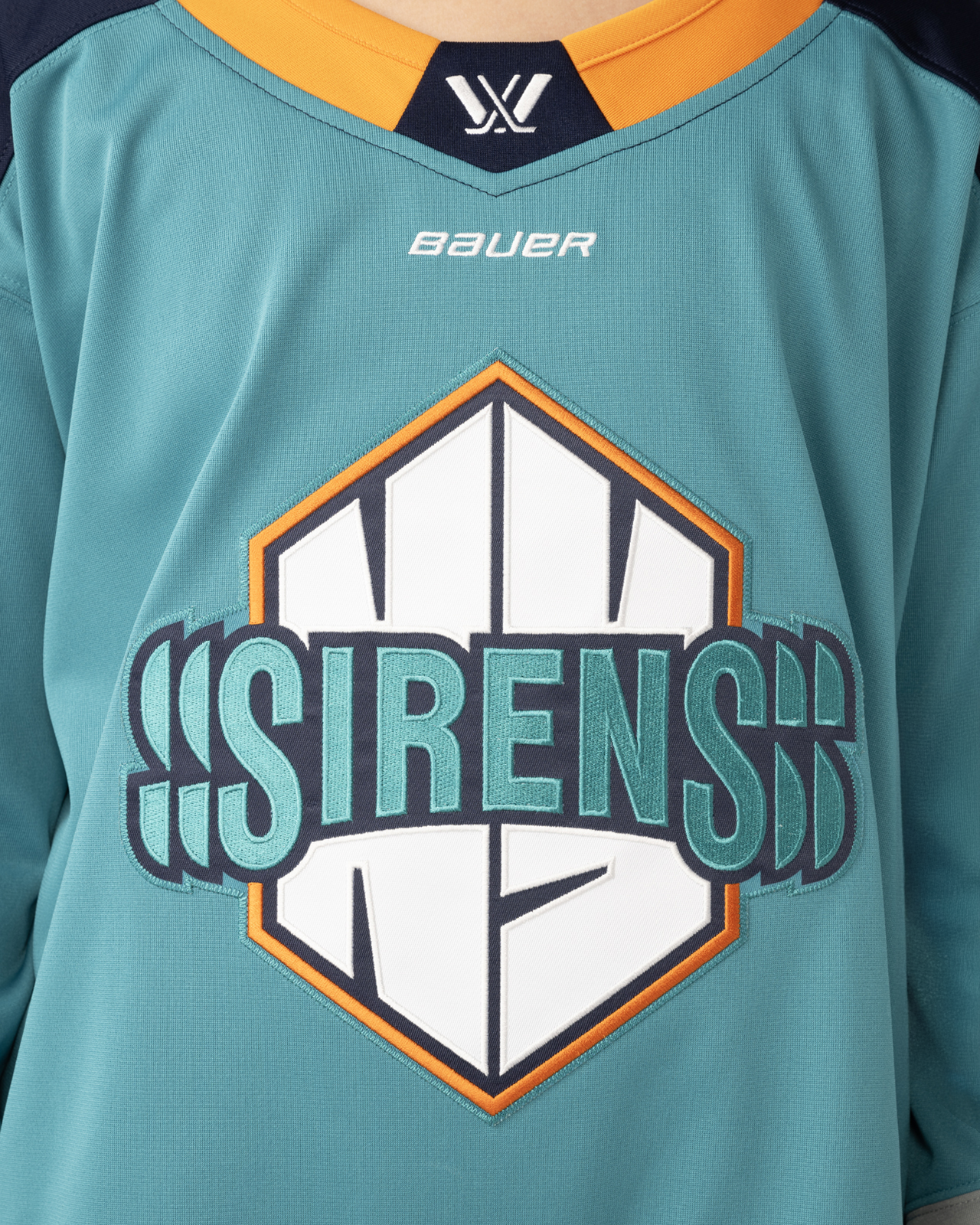 1066134_BTH24_APPAREL_PWHL_NY_JERSEY_YTH_471.png