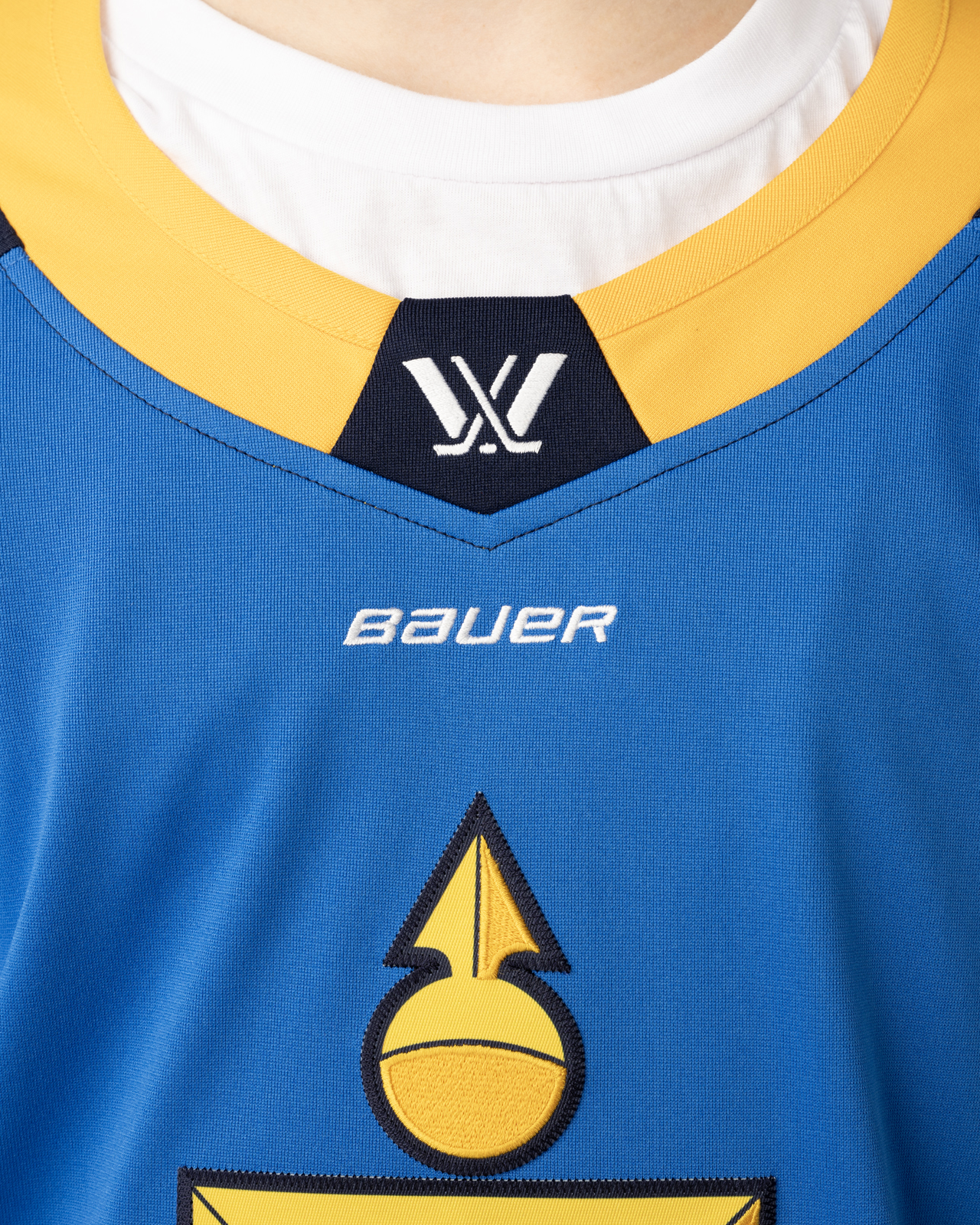 1066135_BTH24_APPAREL_PWHL_TOR_JERSEY_YTH_238.png