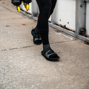 BAUER | OOFOS SLIDE – THE BARTLETT SENIOR