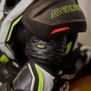 VAPOR HYPERLITE ELBOW PAD JUNIOR