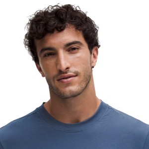 BAUER lululemon ZEROED IN SHORTSLEEVE SENIOR